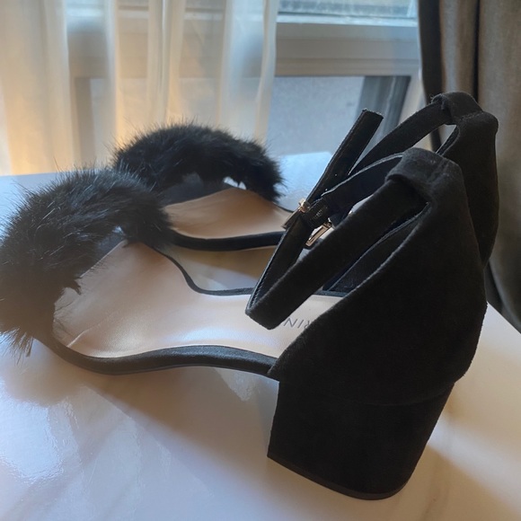 Chunky sandals with a fur strap - Picture 4 of 5